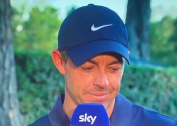 Rory McIlroy accuse l’entraîneur d’avoir « révélé tous nos secrets » lors d’un échange télévisé glacial