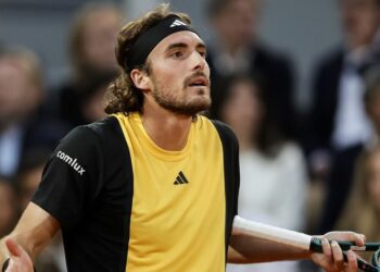 Stefanos Tsitsipas suscite l’indignation avec une vidéo sur les rôles des hommes et des femmes dans la société