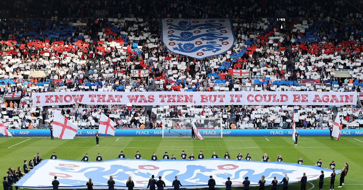 Les fans anglais ont averti « ne soyez pas publicitaires » alors que la police allemande s'exprime sur le chant de la Seconde Guerre mondiale | Football | sport