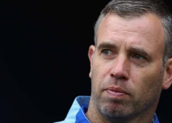 Manchester United est sur le point d'ajouter le manager des Go Ahead Eagles, René Hake, à son équipe d'entraîneurs - Man United News And Transfer News