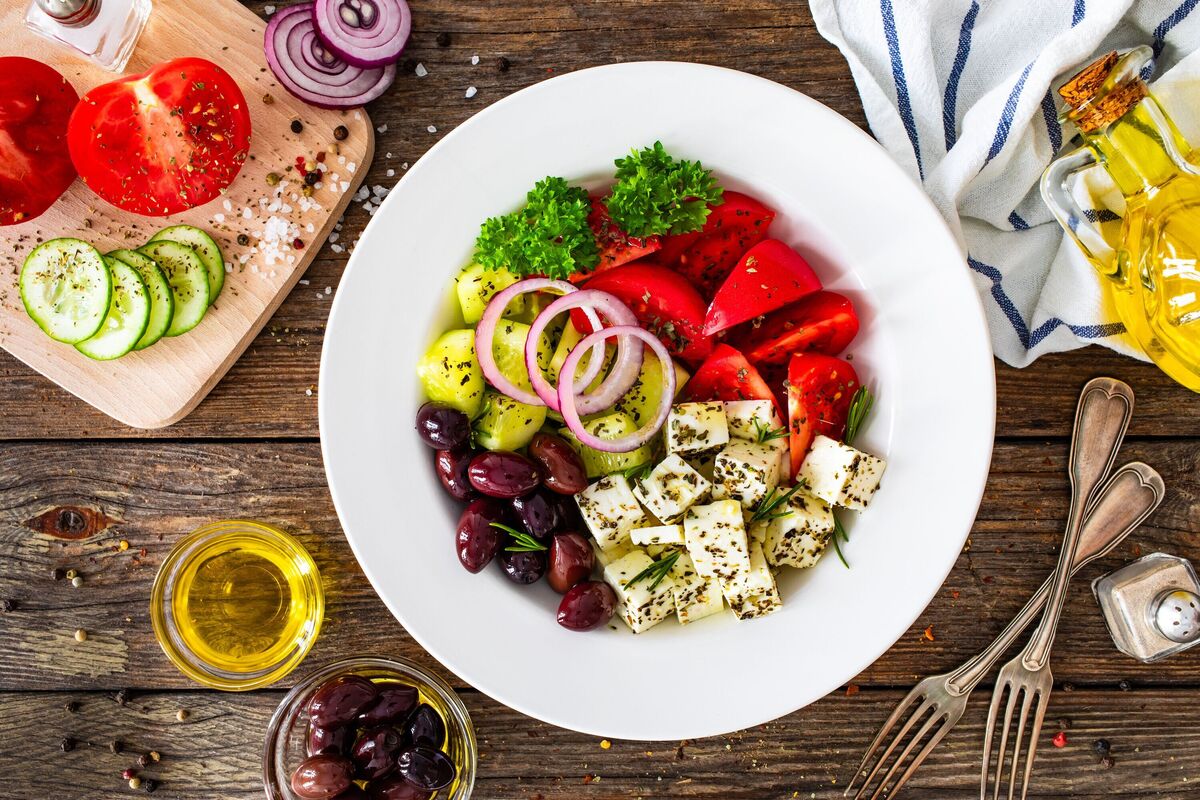 Salade grecque - légumes frais au fromage