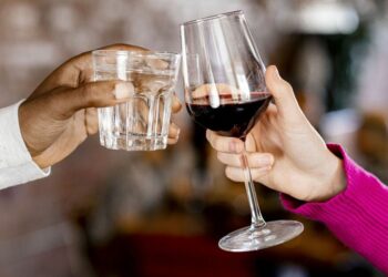 Âge exact auquel vous devriez arrêter de boire pour souffrir de démence