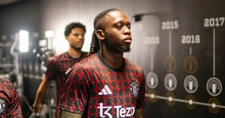 Manchester United entame des négociations pour un « accord d'échange » entre Aaron Wan et Bissaka après que West Ham ait volé sa principale cible | Football | Sport