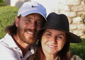 Tommy Fleetwood a accepté une date limite pour arrêter de travailler avec sa femme beaucoup plus âgée