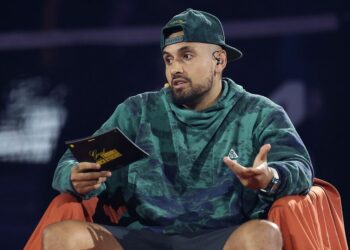 Nick Krygios plonge dans l’argumentation sauvage d’Andy Murray alors qu’un empannage d’assaut est effectué