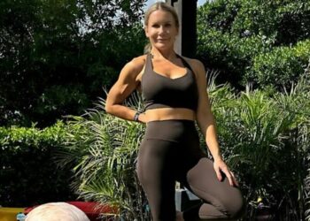 Comment « inverser le vieillissement » grâce aux conseils simples d’une maman déchirée en salle de sport