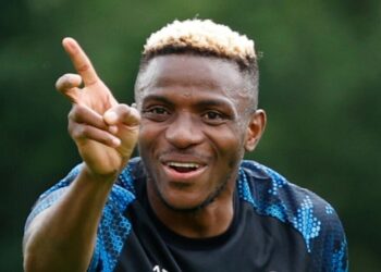 Le transfert de Victor Osimhen à Chelsea prend un tournant majeur alors que les Blues se rapprochent d'un transfert officiel | Football | Sport