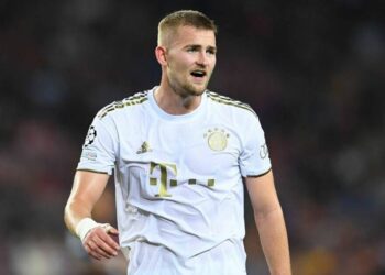 Manchester United a changé d'avis sur le transfert de De Ligt après les commentaires du recruteur de Van Gaal | Football | Sport