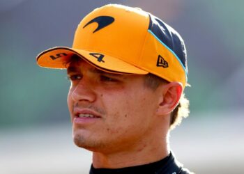 McLaren « en pourparlers avec la FIA »