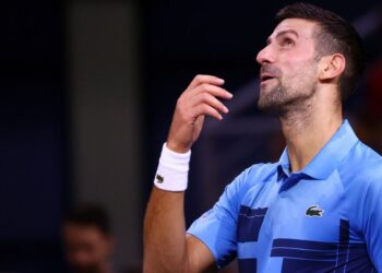 Novak Djokovic présente ses excuses après avoir été escorté hors de l’aéroport chinois