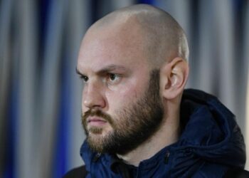 L'entraîneur de Stockport se voit refuser un transfert rêvé au Real Madrid à cause du Brexit | Football | Sport