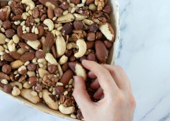 Le cholestérol et l’inflammation « réduits en mangeant trois ou quatre noix par jour »