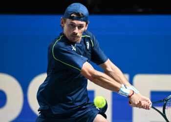 La star du tennis fait face à des « batailles mentales » au Masters de Paris alors qu’il « se pousse à creuser profondément »