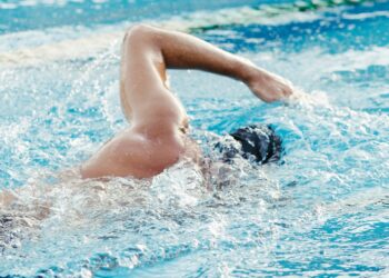 Léon Marchand : Le phénomène qui transforme la natation en France
