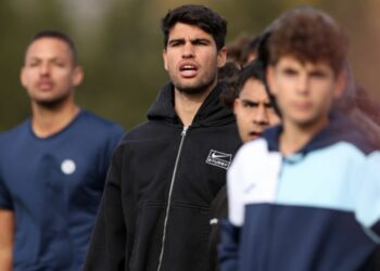 Carlos Alcaraz change de sport et reçoit un message de la star du méga-argent | Tennis | Sport