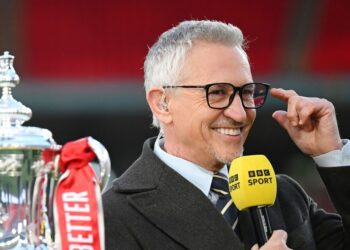 Le trio de la BBC s'est aligné pour MOTD « pour gagner moins que Gary Lineker » | Football | Sport
