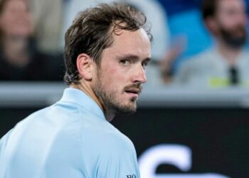 Daniil Medvedev stupéfait lors de la défaite à 3 heures du matin de l’Open d’Australie contre un adolescent classé n°121 mondial | Tennis | Sport