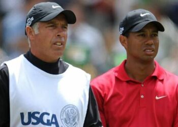 Tiger Woods a dit «F *** You» à Caddy après que l’icône de golf a mis en garde contre la «carrière de mise en danger» | Golf | Sport