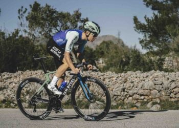 Benoit Cosnefroy contraint à l&rsquo;arrêt