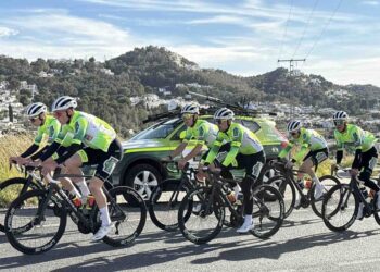 L’équipe Wagner-Bazin WB prépare activement le début de saison à Calpe