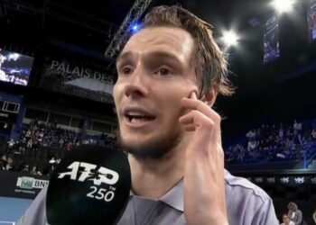 Alexander Bublik refuse de célébrer la victoire et demande: «Pourquoi tu me verbonne? | Tennis | Sport
