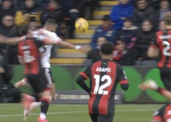 Déclaration du numéro de la Premier League après Liverpool score un stylo controversé | Football | Sport