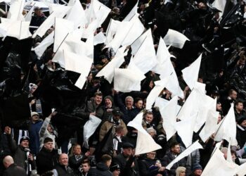 Les fans de Newcastle obtiennent la commande finale de la Coupe Carabao comme les plans changent | Football | Sport