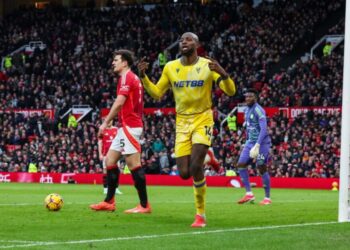 Man Utd pourrait être contraint à un transfert tardif d'urgence après la défaite | Football | Sport