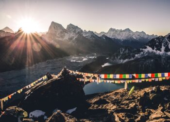 Constance Schaerer : La Jeune Alpiniste qui a Conquis l’Everest