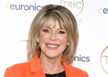 Ruth Langsford partage sa recette de salade vibrante parfaite pour l’été | Nouvelles de célébrités | Showbiz et télévision