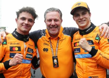 McLaren Annouune F1 CHANGE DE NOM DE L’ÉQUIPE ET LANDO NORRIS Donne Verdict | F1 | Sport