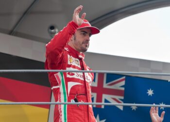Fernando Alonso se retire de la séance du Grand Prix de Hongrie : Aston Martin réagit