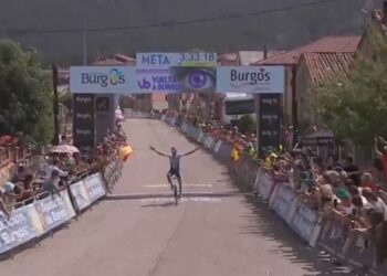 Damiano Caruso s’impose en solitaire