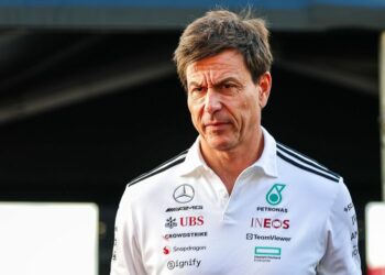 Toto Wolff fait vœu après les discussions de Max Verstappen et le scénario gênant de George Russell | F1 | Sport