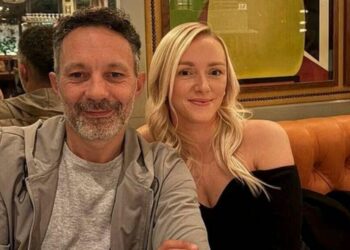 Le frère de Ryan Giggs s'apprête à se remarier 14 ans après la liaison de la star de Man Utd avec son ex-femme | Football | Sport