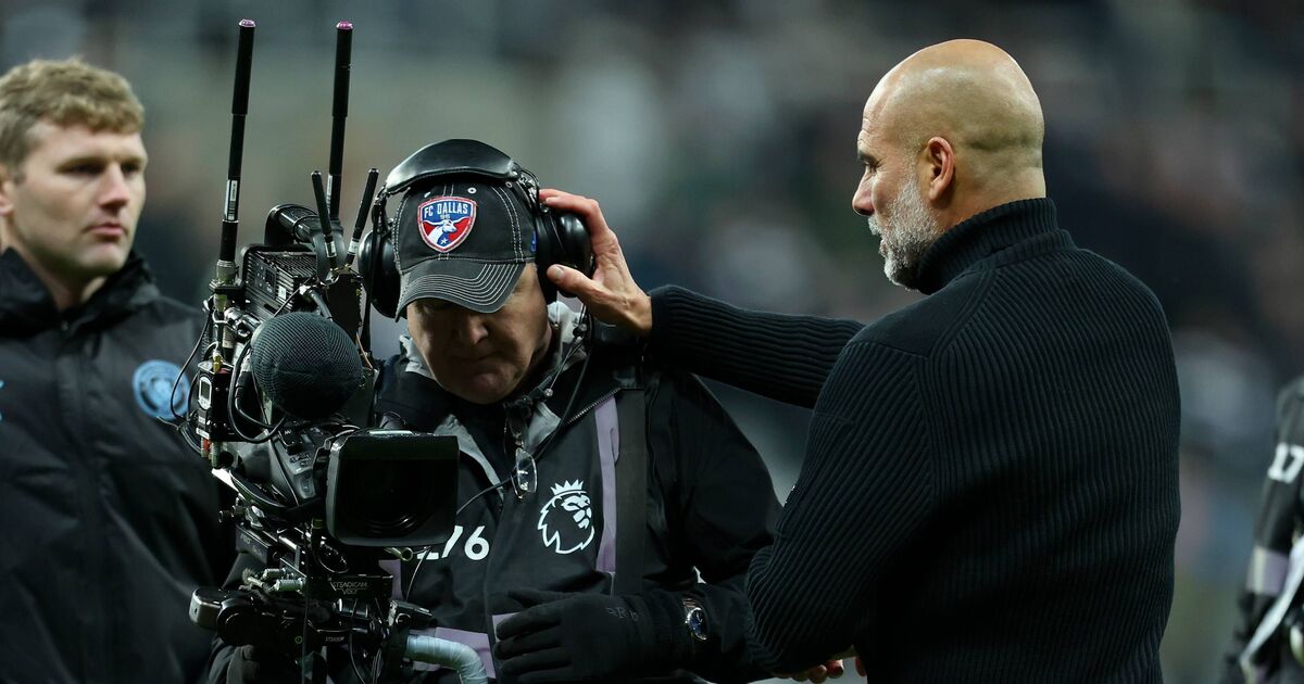 Pep Guardiola s'excuse car son patron a "honte" d'avoir affronté le caméraman | Football | Sport