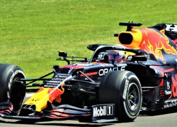 F1 : entre Verstappen et Hamilton, quel avenir pour les légendes de la grille ?