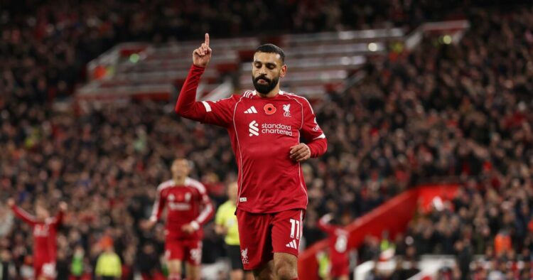 Les stars de la Premier League aident à lever la fortune de Poppy Appeal | Football | Sport