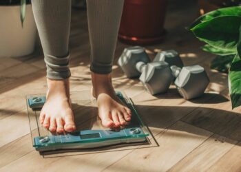 Un entraîneur personnel partage une astuce simple pour perdre 1 livre de graisse chaque semaine