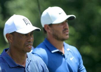 Appel privé de Tiger Woods et Brooks Koepka après le retour de la PGA | Golf | Sport