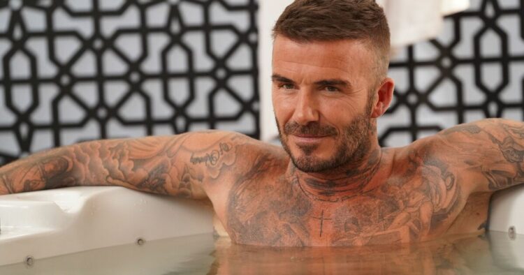 « David Beckham m'a embauché comme physiothérapeute – voici les règles de régime auxquelles je jure » | Football | Sport