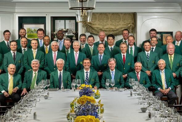Les gagnants du Masters posent avant le dîner