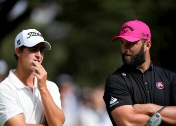 Une star du golf organise un jet pour sauver des stars bloquées à Dubaï | Golf | Sport