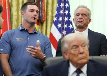 Donald Trump s’embarrasse et abandonne devant DeChambeau | Golf | Sport