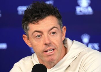 Rory McIlroy a émis une réponse audacieuse après avoir été contraint de se retirer de la majeure en golf | Golf | Sport