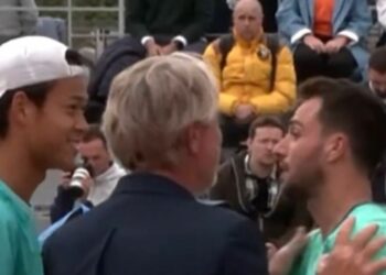 La crise de Roland-Garros éclate alors que l’arbitre est obligé de séparer les joueurs | Tennis | Sport