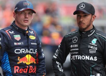 « J&rsquo;ai couru contre Lewis Hamilton et Max Verstappen – il est clair qui est le plus fort » | F1 | Sport