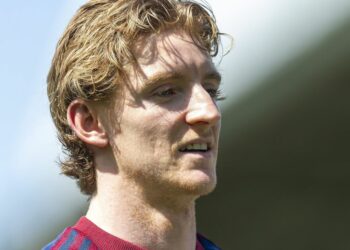 Accord de transfert d'Anthony Gordon alors que la star « décide de Liverpool et de Barcelone » | Football | Sport