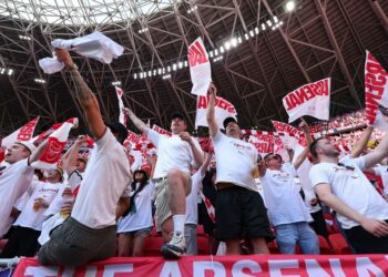 Les téléspectateurs de la finale de la Ligue des champions se plaignent que « le match est terminé » après les scènes Arsenal contre PSG | Football | Sport
