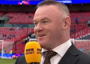 Wayne Rooney transporté à l’hôpital dans une émission de la BBC et le héros de Man Utd pourrait avoir besoin d’une intervention chirurgicale | Football | Sport